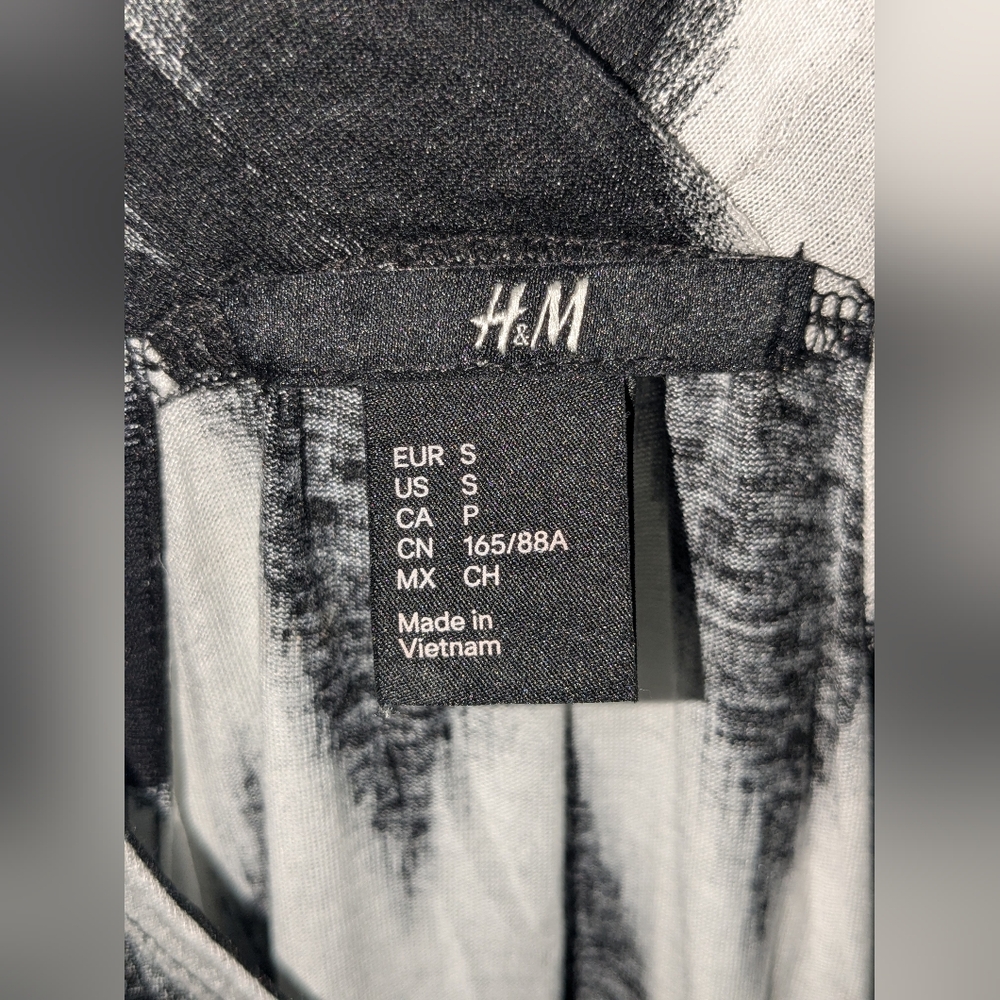 H&M Women's Dress Size Small - Picture 2 of 3